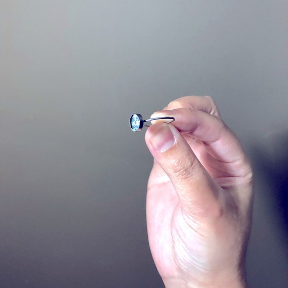 dainty sterling silver full moon ring - Picture 3 of 3